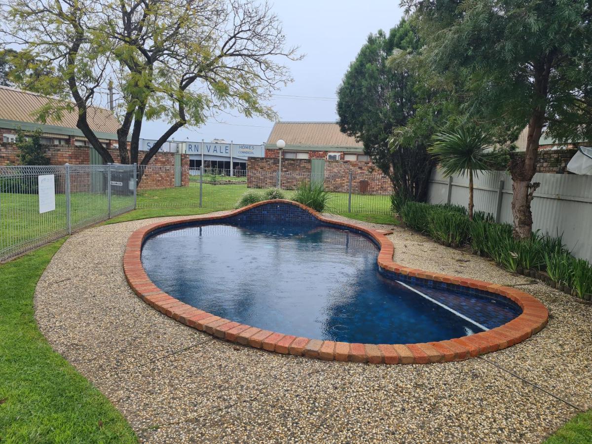 Belvoir Village Motel & Apartments Wodonga Εξωτερικό φωτογραφία