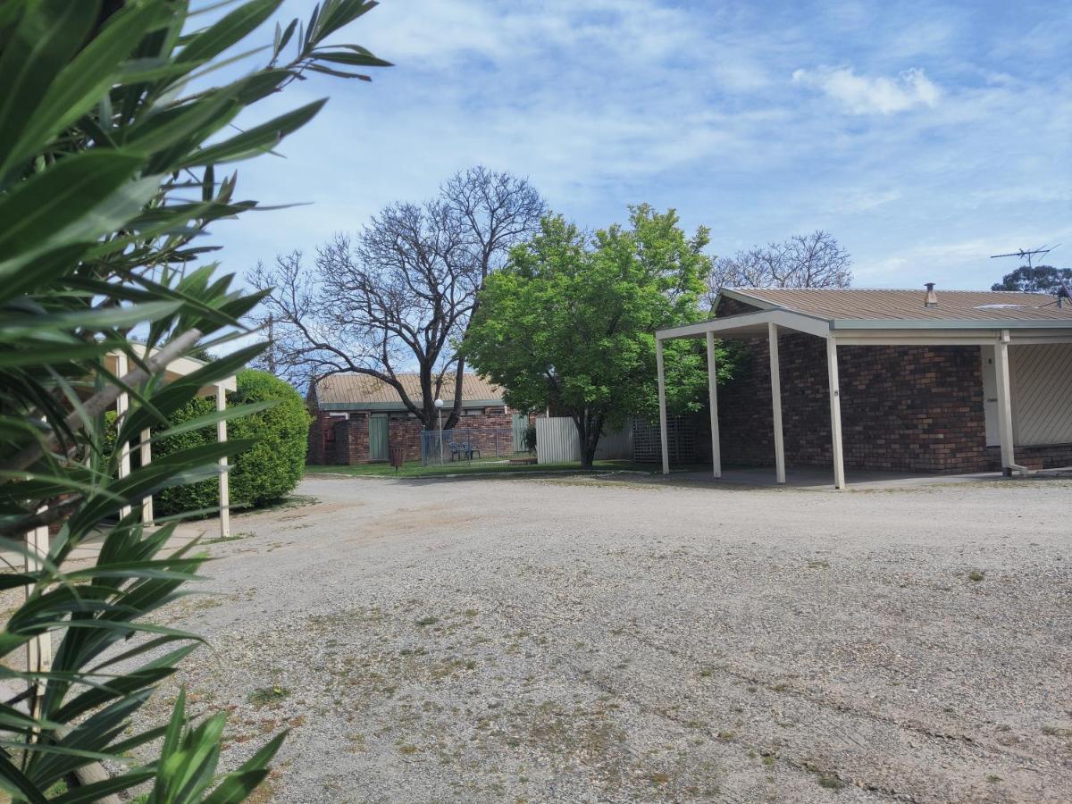 Belvoir Village Motel & Apartments Wodonga Εξωτερικό φωτογραφία